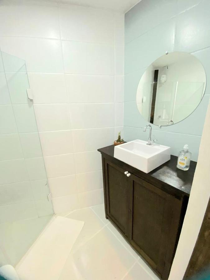 Yabas Praia Guest house